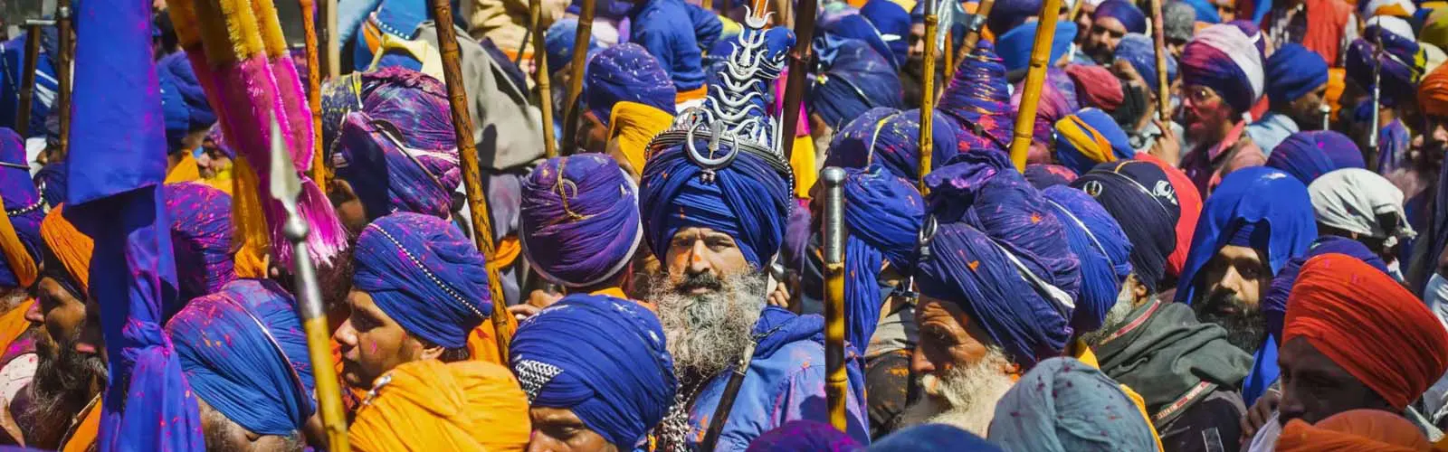 Hola Mohalla Festival Tour