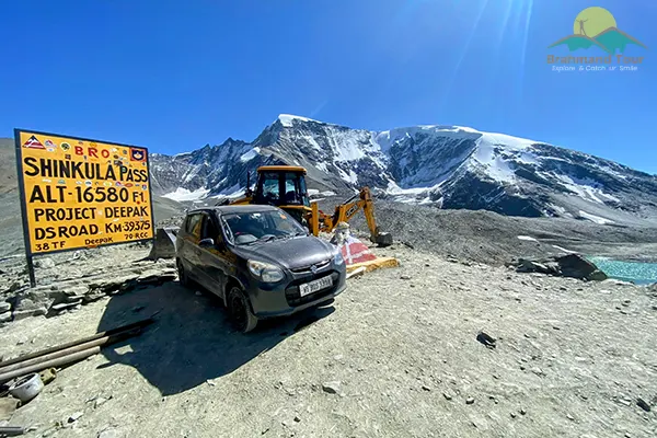 Shinkula Pass