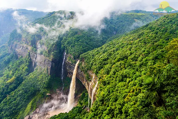 Nohkalikai Falls, Meghalaya