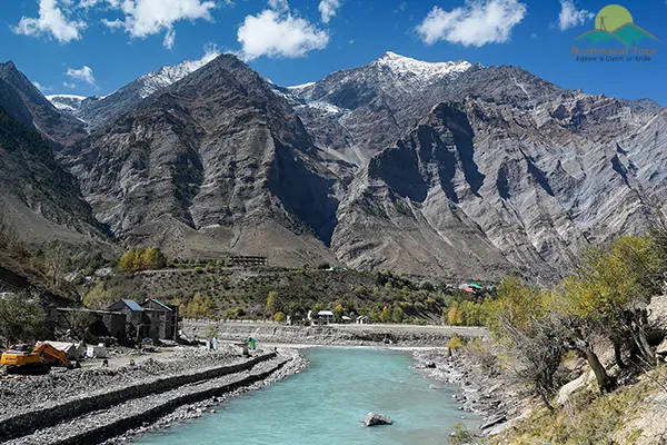 Chandra and Bhaga rivers merge