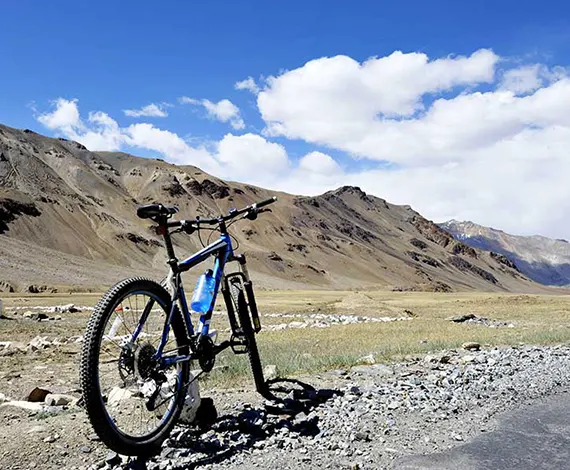 2 Nights and 3 Days Cycling Tour of Manali
